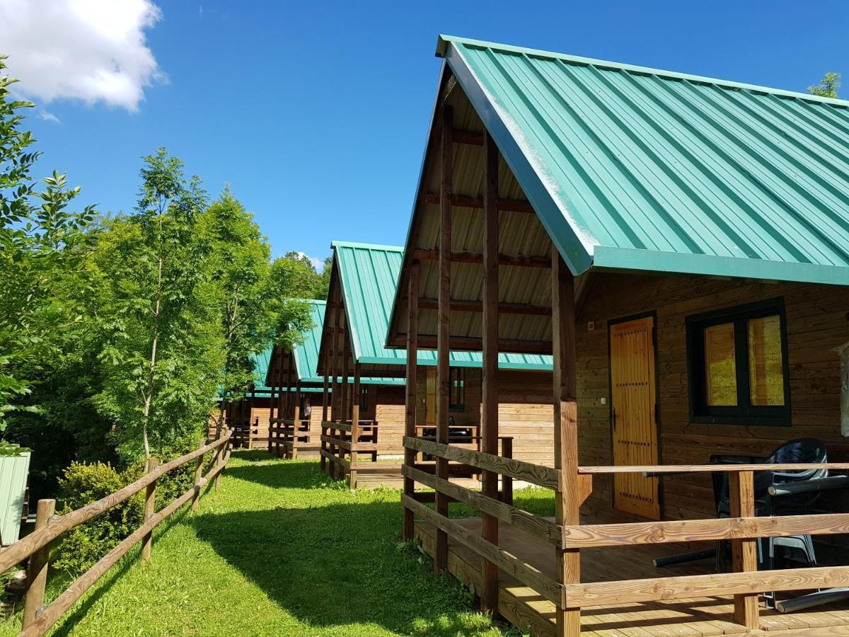 Camping Vall De Ribes รีเวสเดเฟรแซร์ ภายนอก รูปภาพ